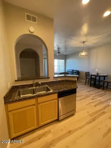 $1,400 | 14575 West Mountain View Boulevard, Unit 11302, Surprise, AZ 85374