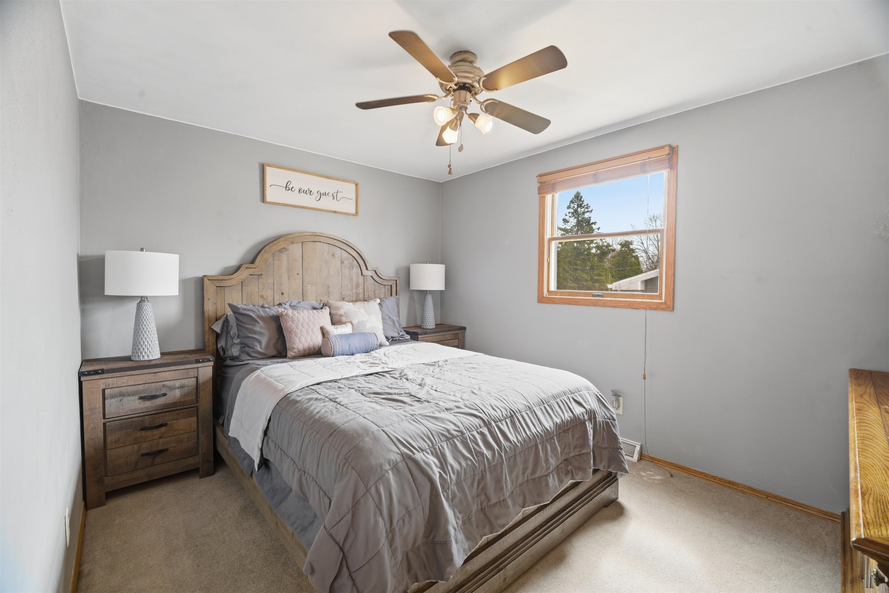 403 Orchard Lane Little Chute, WI 54140 - Photo 13 of 32