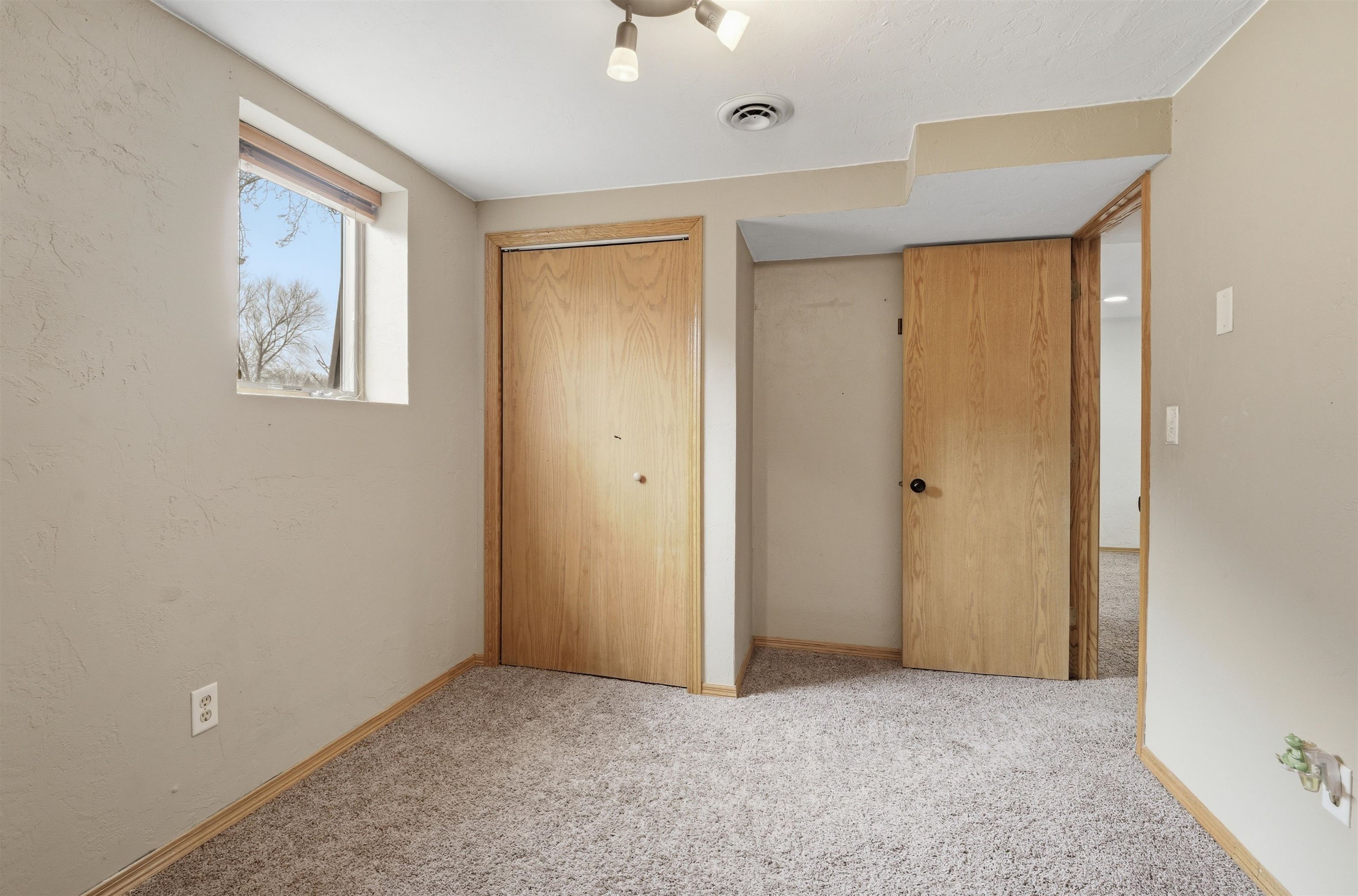 403 Orchard Lane Little Chute, WI 54140 - Photo 28 of 32