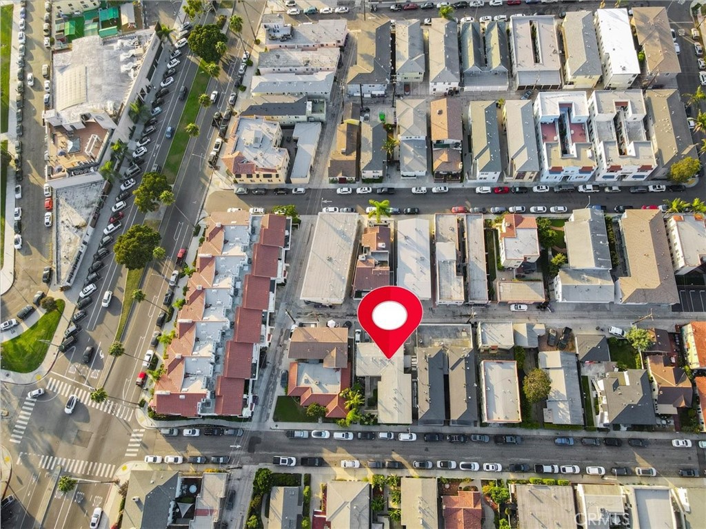 25 Bennett Avenue Long Beach, CA 90803 - Photo 5 of 16 a view of dinning table and chairs
