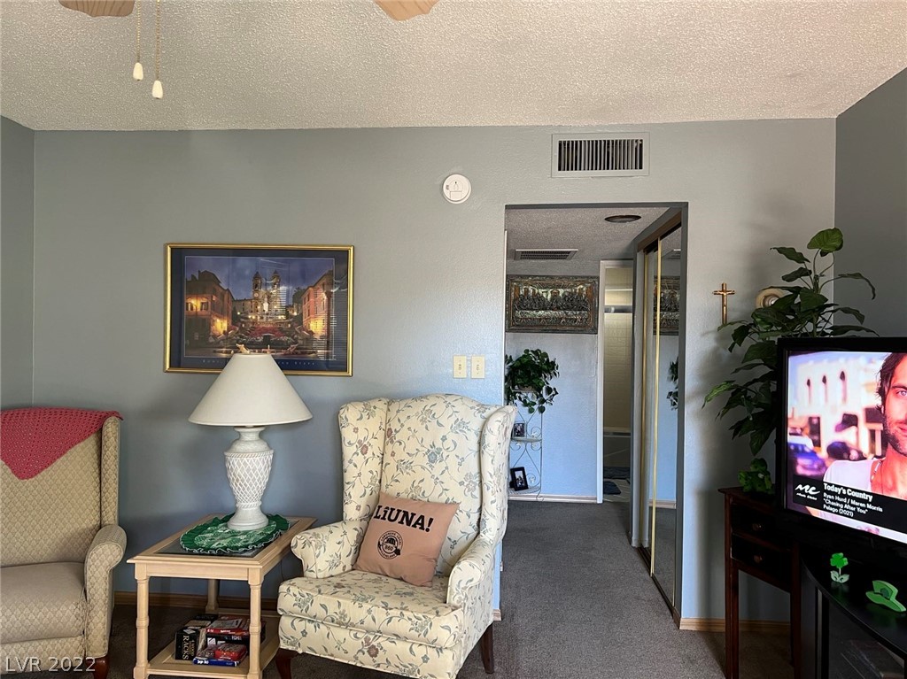 350 East Desert Inn Road, Unit H204 Las Vegas, NV 89109 - Photo 4 of 43 Gallery Image 4
