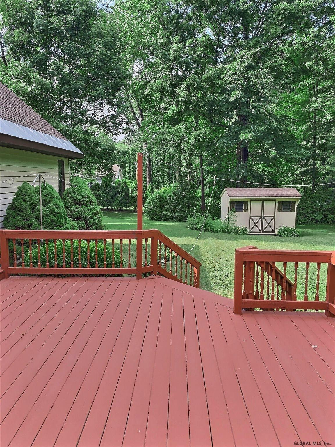 53 Plant Road Halfmoon, NY 12065 - Photo 31 of 39 Photo 34
