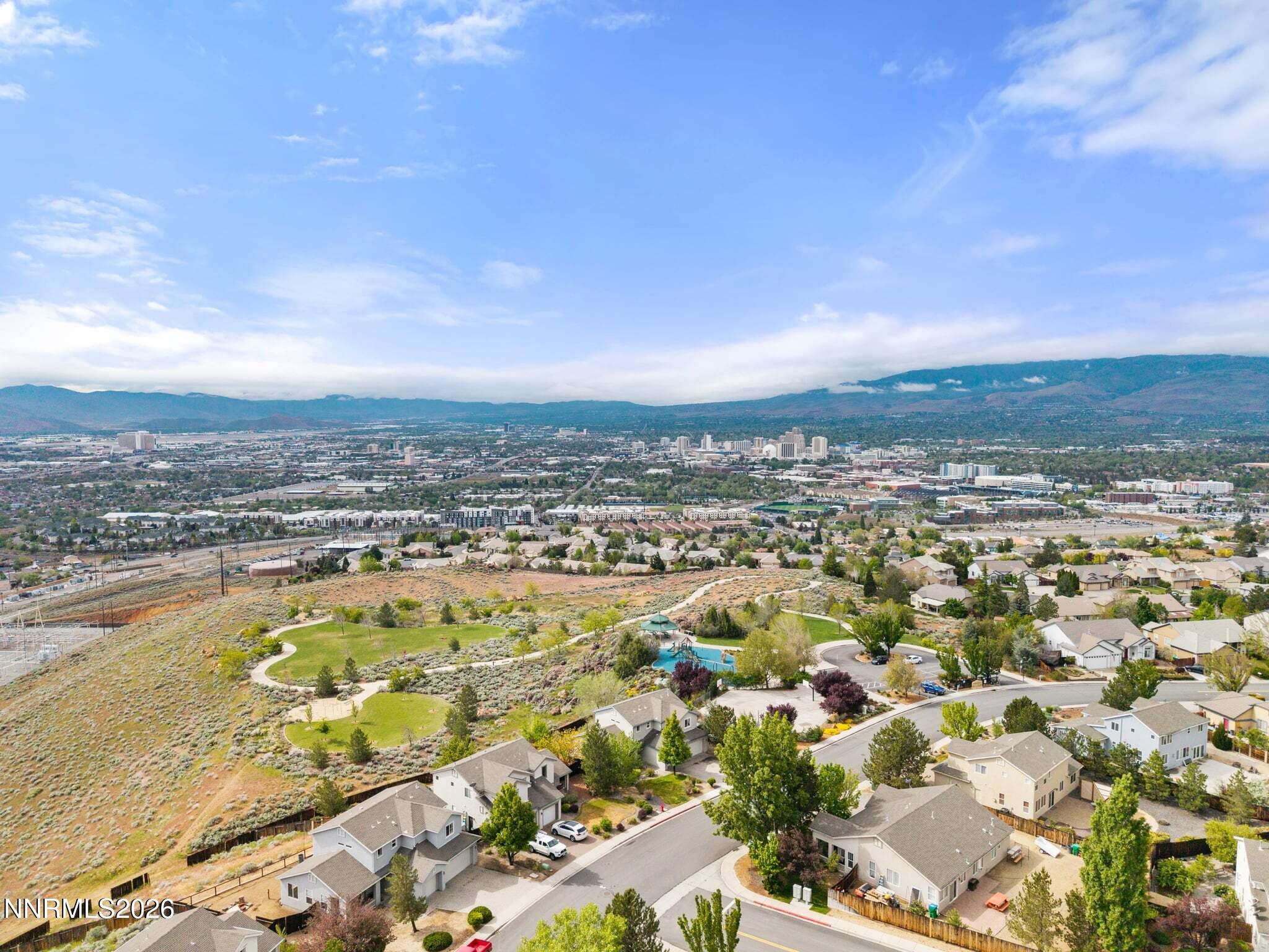 998 South University Park Loop Reno, NV 89512 - Photo 53 of 55 998-South-University-Park-Loop-new-4