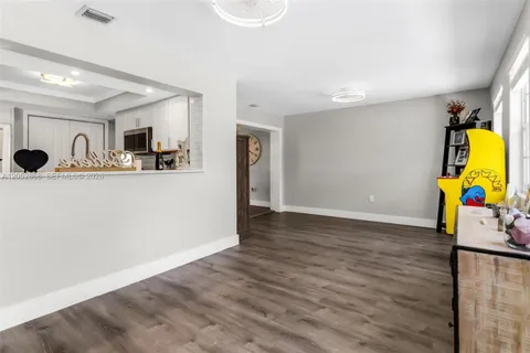 $499,000 | 7400 Northwest 23rd Street, Sunrise, FL 33313