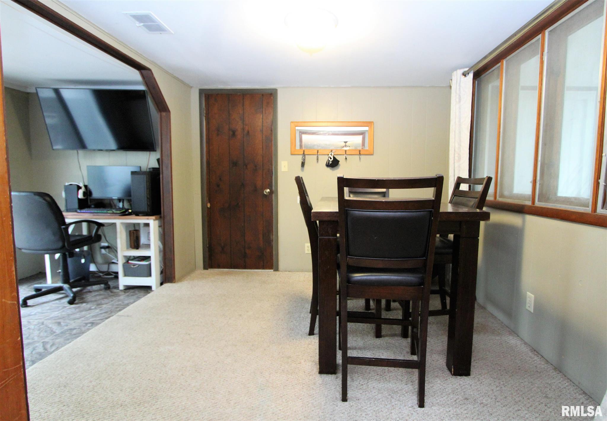 1330 Florence Avenue Clinton, IA 52732 - Photo 17 of 26