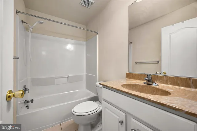 $325,000 | 372 Schooner Lane, Berlin, MD 21811