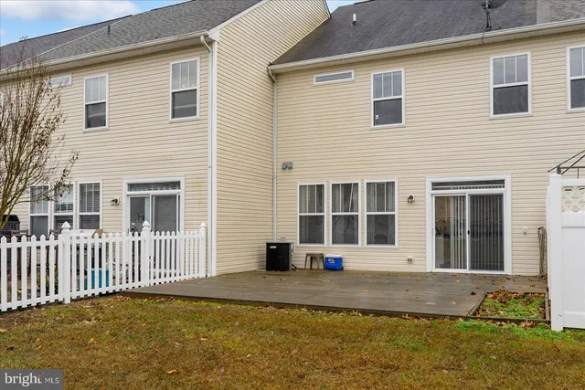 $325,000 | 372 Schooner Lane, Berlin, MD 21811