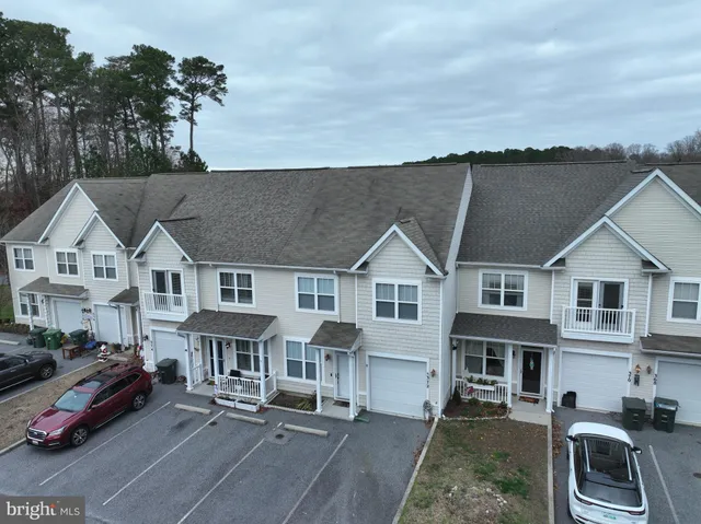 $325,000 | 372 Schooner Lane, Berlin, MD 21811