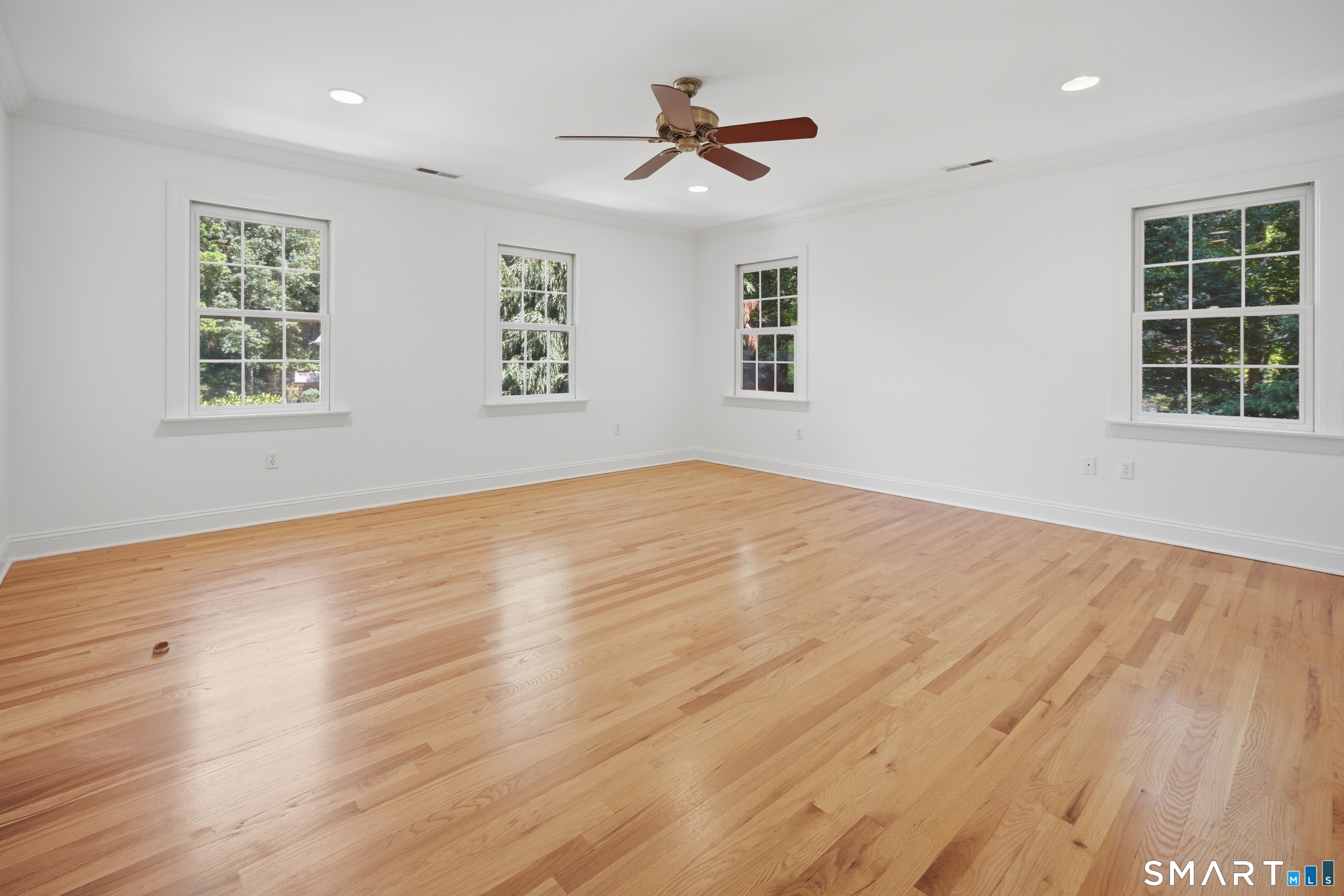 254 Sherwood Farm Road Fairfield, CT 06824 - Photo 21 of 36 Primary