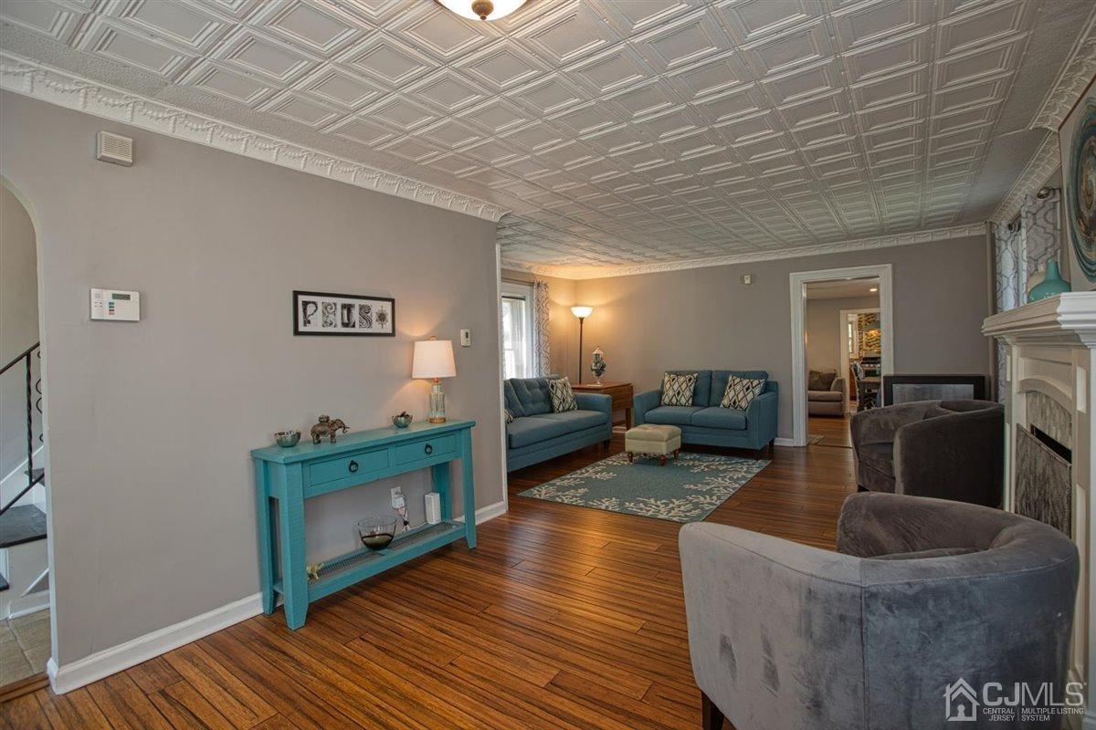91 River Road Sayreville, NJ 08872 - Photo 3 of 36 Formal Living Room