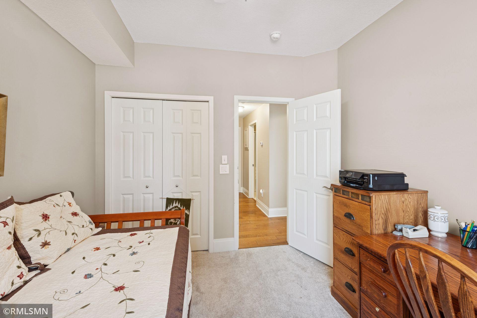 1197 Gallery Lane Chaska, MN 55318 - Photo 32 of 46