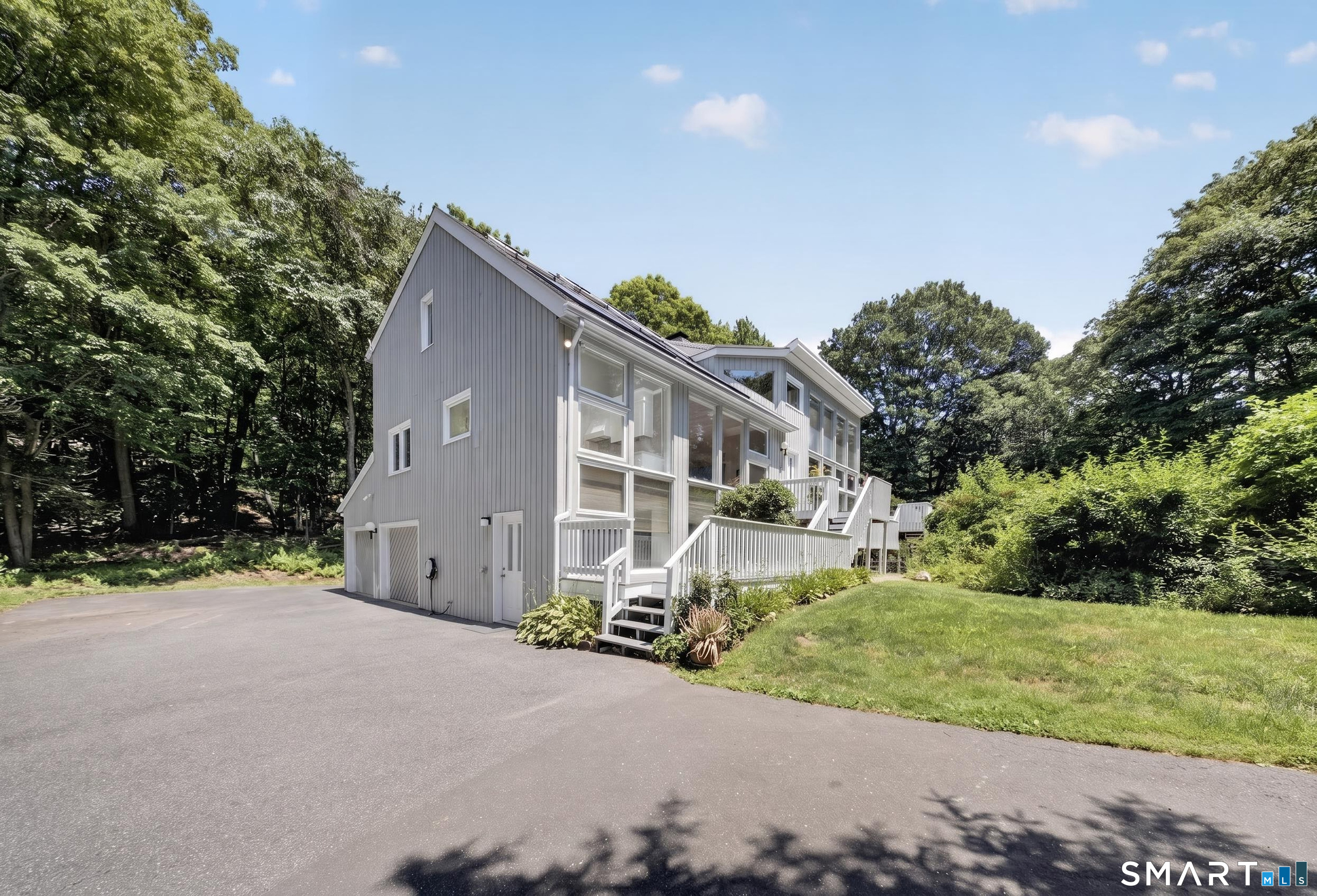 119 Peaceable Street Redding, CT 06896 - Photo 2 of 40