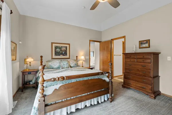 $480,000 | 14207 41st Avenue North, Plymouth, MN 55446