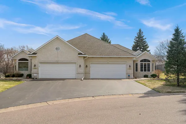 $480,000 | 14207 41st Avenue North, Plymouth, MN 55446