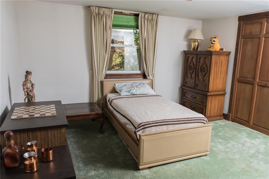 196 Hookstown Grade Road Clinton, PA 15026 - Photo 7 of 21 Gallery Image 7