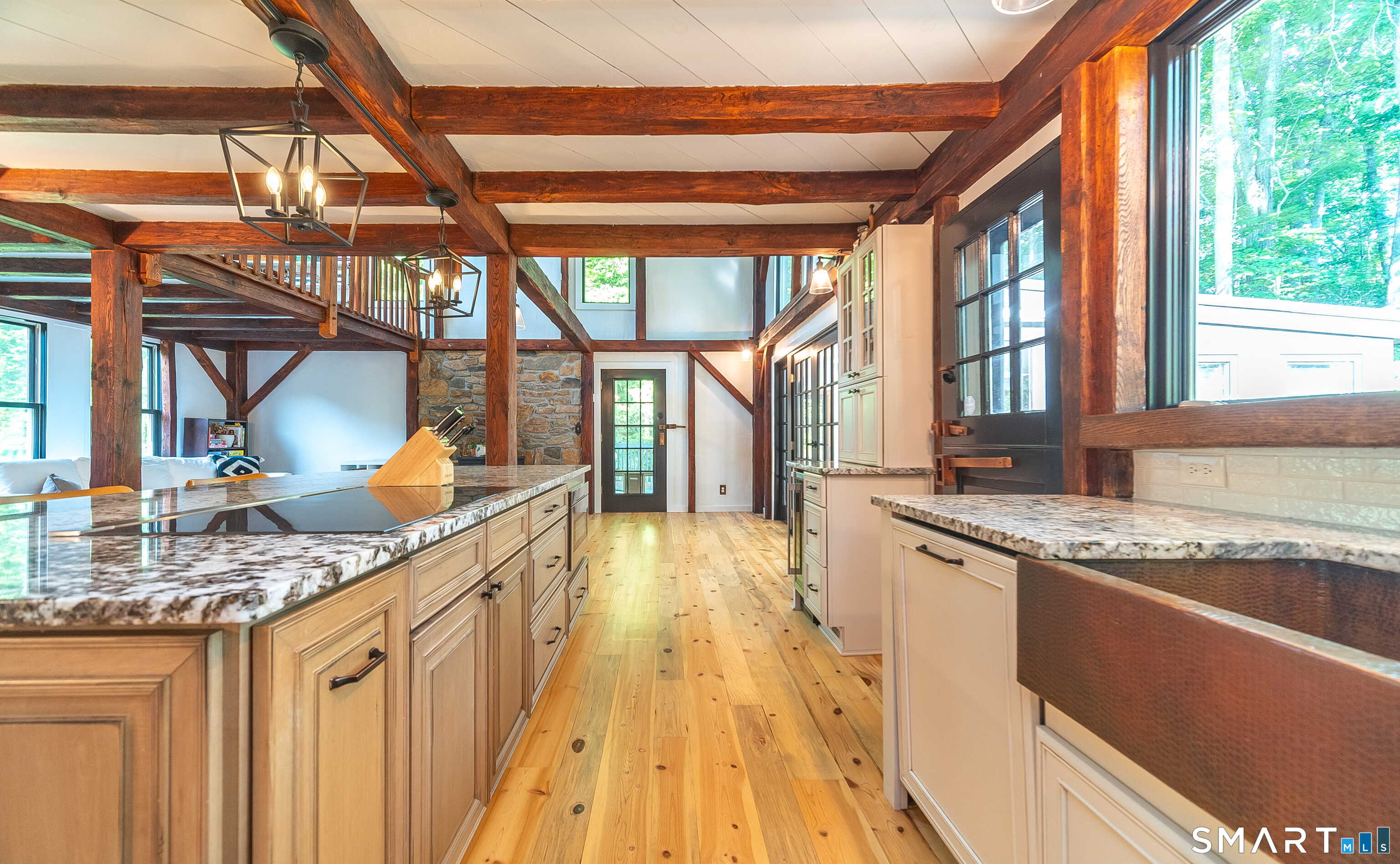 281 Peddlers Road Guilford, CT 06437 - Photo 10 of 38 Gallery Image 10