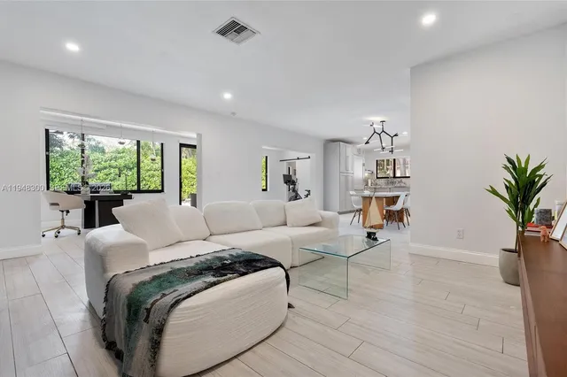 $1,950,000 | 10570 Northeast 3rd Avenue, Miami Shores, FL 33138