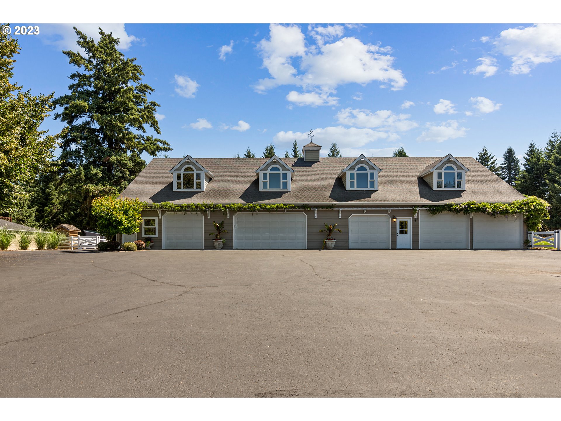 30210 Southeast Davis Road Estacada, OR 97023 - Photo 36 of 48 Garage