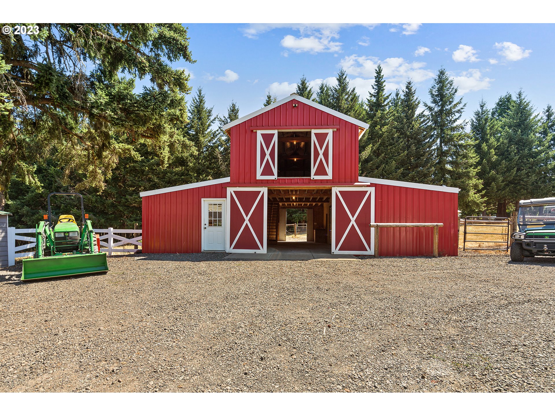 30210 Southeast Davis Road Estacada, OR 97023 - Photo 40 of 48 Barn