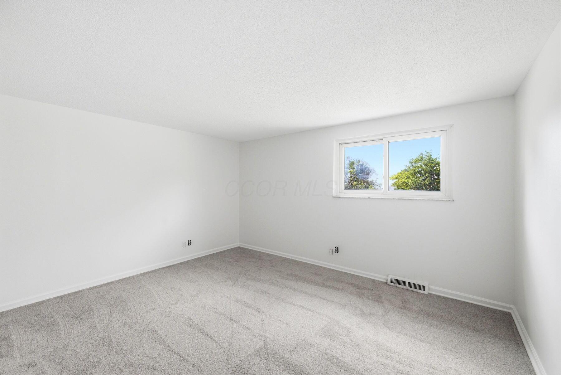 180 Landover Road Columbus, OH 43230 - Photo 49 of 60 bedroom#3