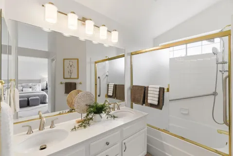 a view of walk in closet