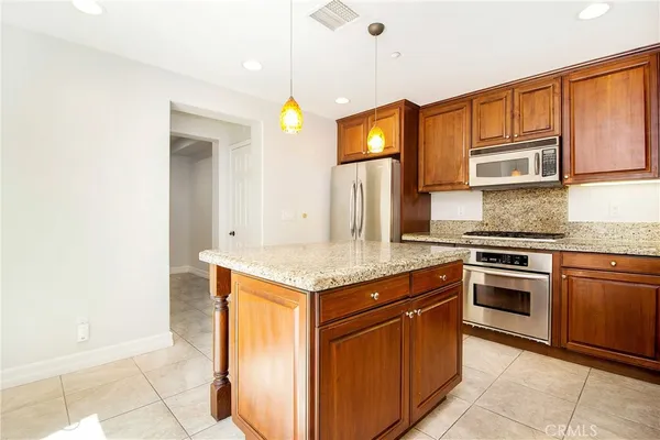 $990,000 | 76 Orange Blossom Circle, Ladera Ranch, CA 92694