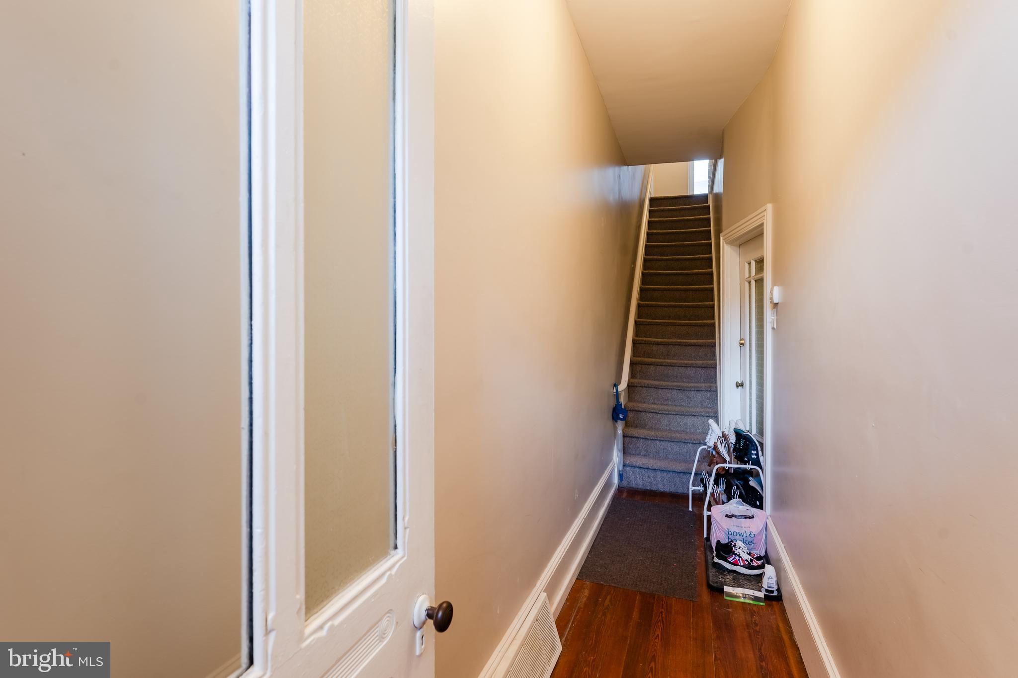 239 Roxborough Avenue Philadelphia, PA 19128 - Photo 26 of 45 upstairs entryway from exterior