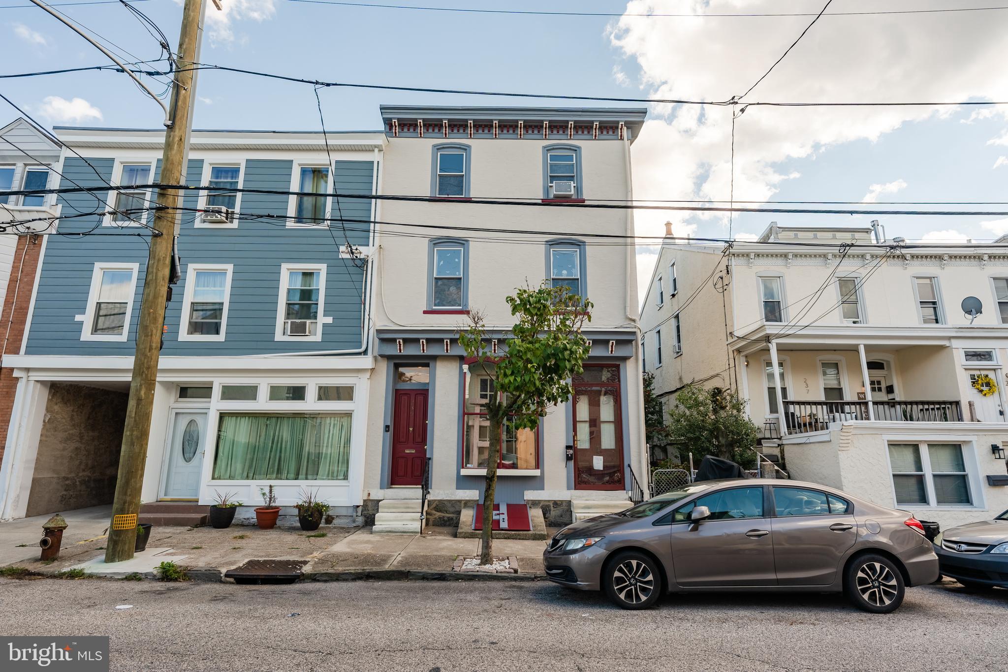 239 Roxborough Avenue Philadelphia, PA 19128 - Photo 38 of 45 exterior full