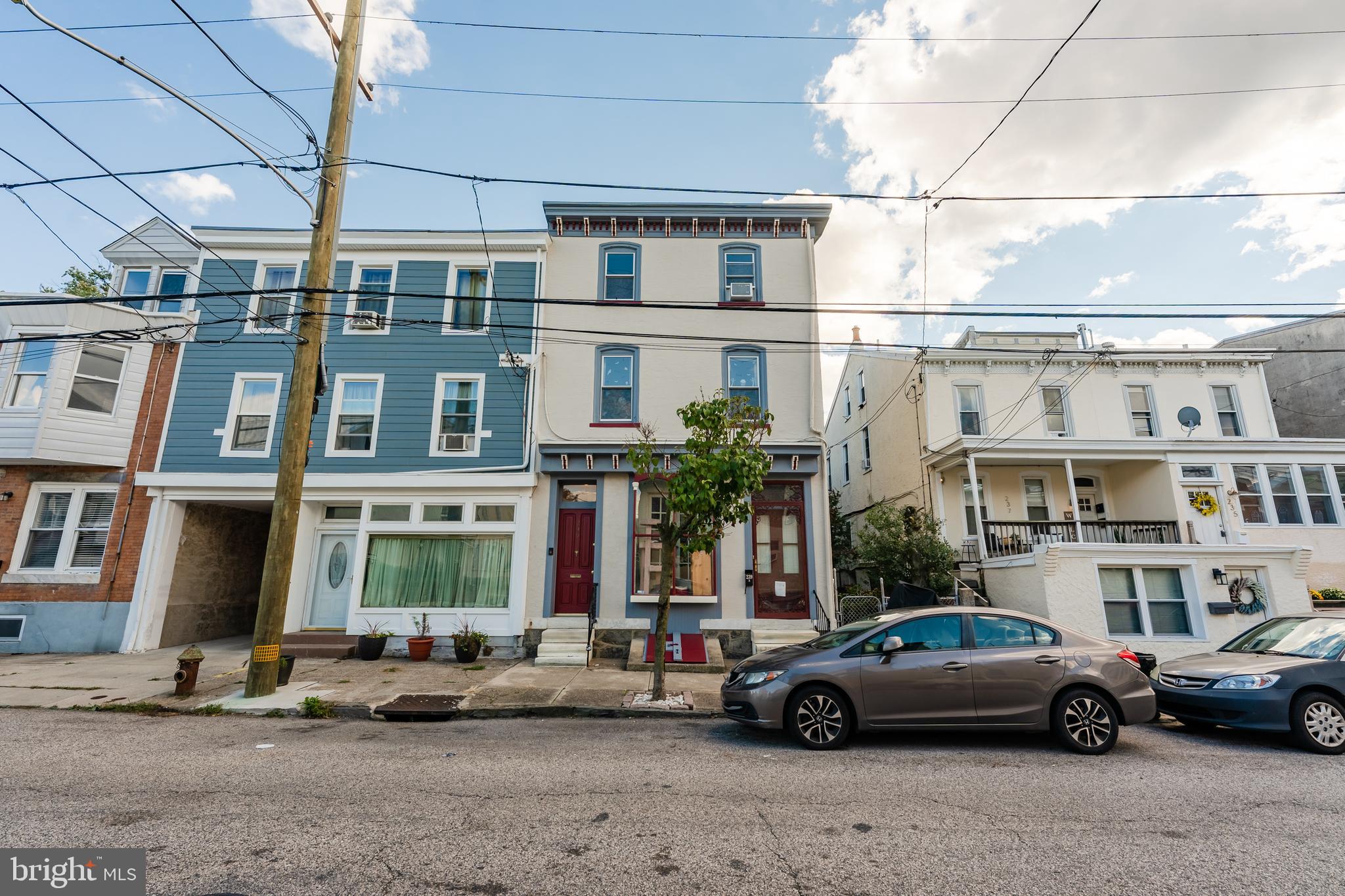 239 Roxborough Avenue Philadelphia, PA 19128 - Photo 39 of 45 exterior full