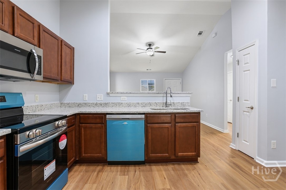 42 Braxton Manor Drive Port Wentworth, GA 31407 - Photo 5 of 30