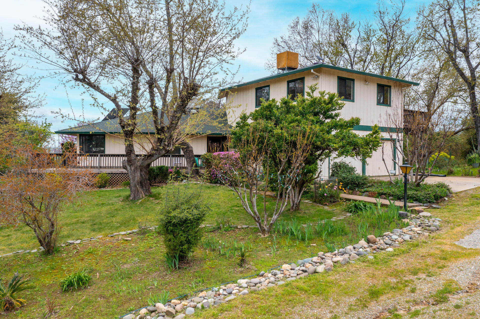 7992 Leaning Pine Road Redding, CA 96001 - Photo 2 of 46 DJI_0940