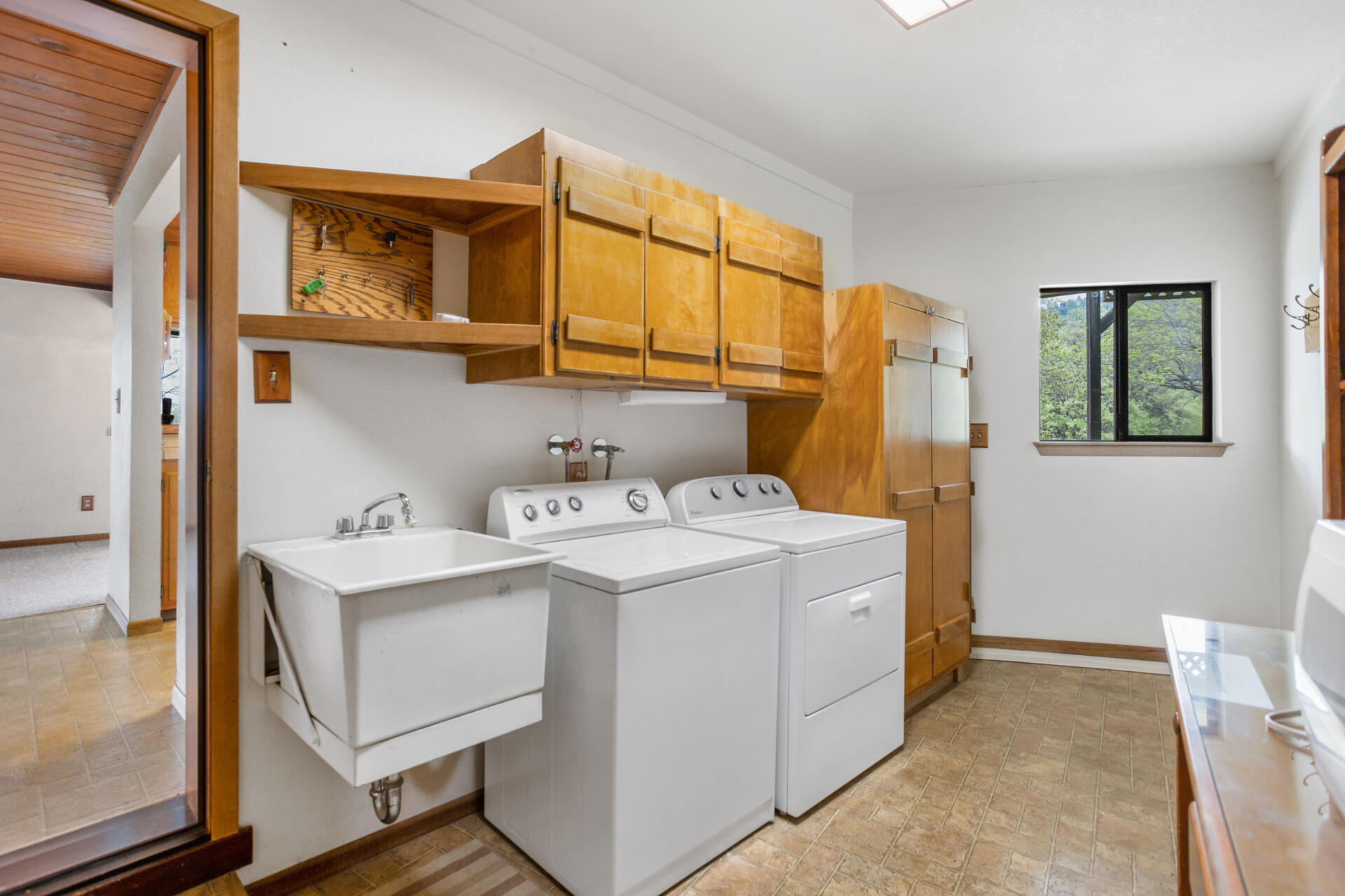 7992 Leaning Pine Road Redding, CA 96001 - Photo 26 of 46 IMG_1304