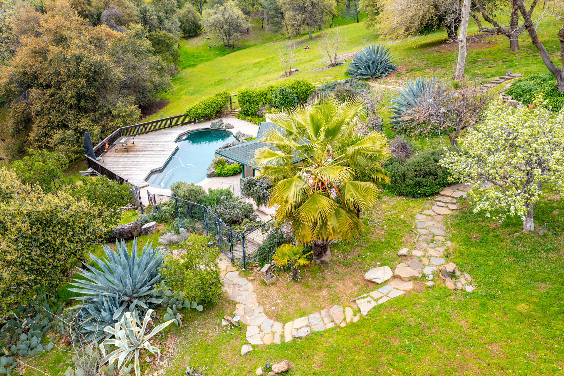 7992 Leaning Pine Road Redding, CA 96001 - Photo 44 of 46 DJI_0991