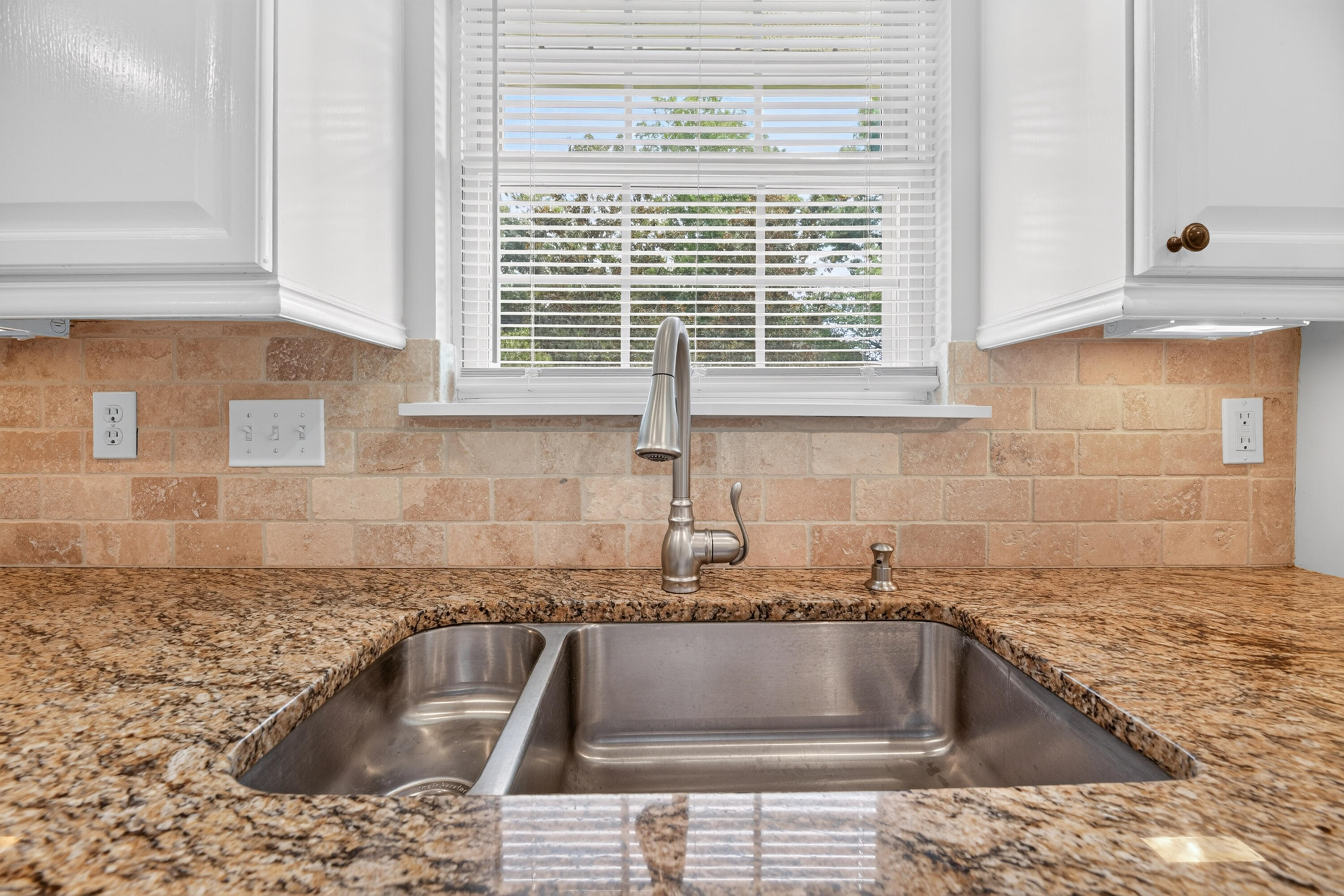 18 Ridge Lake Drive Manning, SC 29102 - Photo 20 of 78 SINK