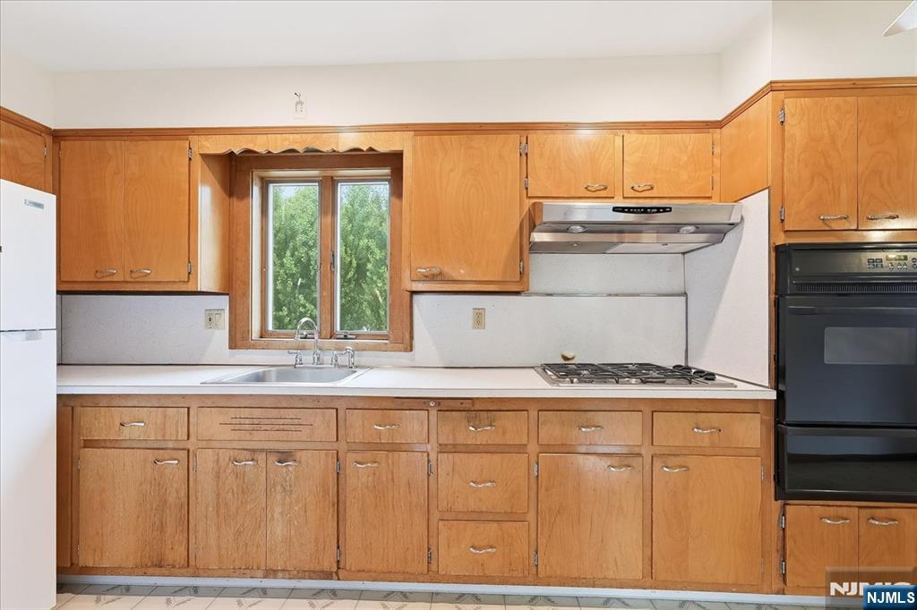 5 Lexington Avenue Wallington, NJ 07057 - Photo 14 of 48