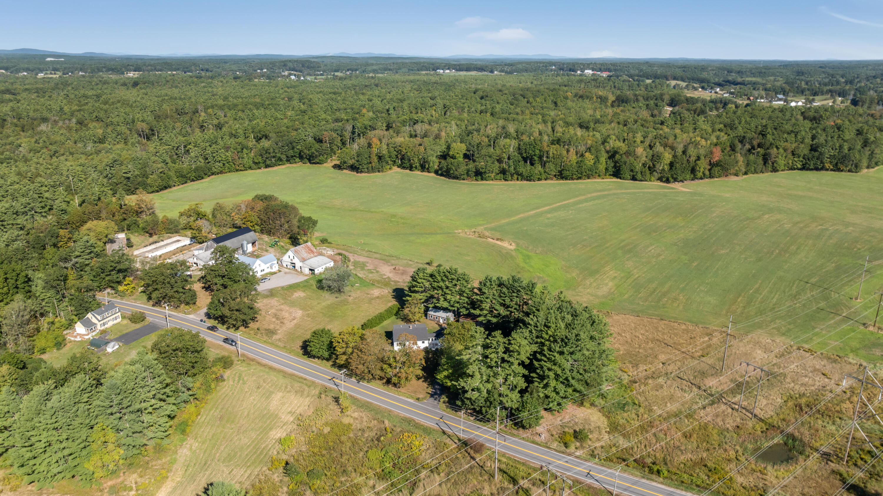 560 South Street Biddeford, ME 04005 - Photo 13 of 53 DJI_0400