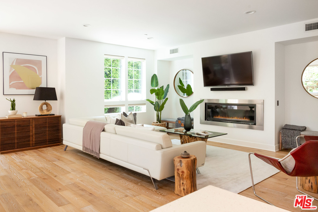 7906 West 83rd Street Playa del Rey, CA 90293 - Photo 11 of 37 Gallery Image 11