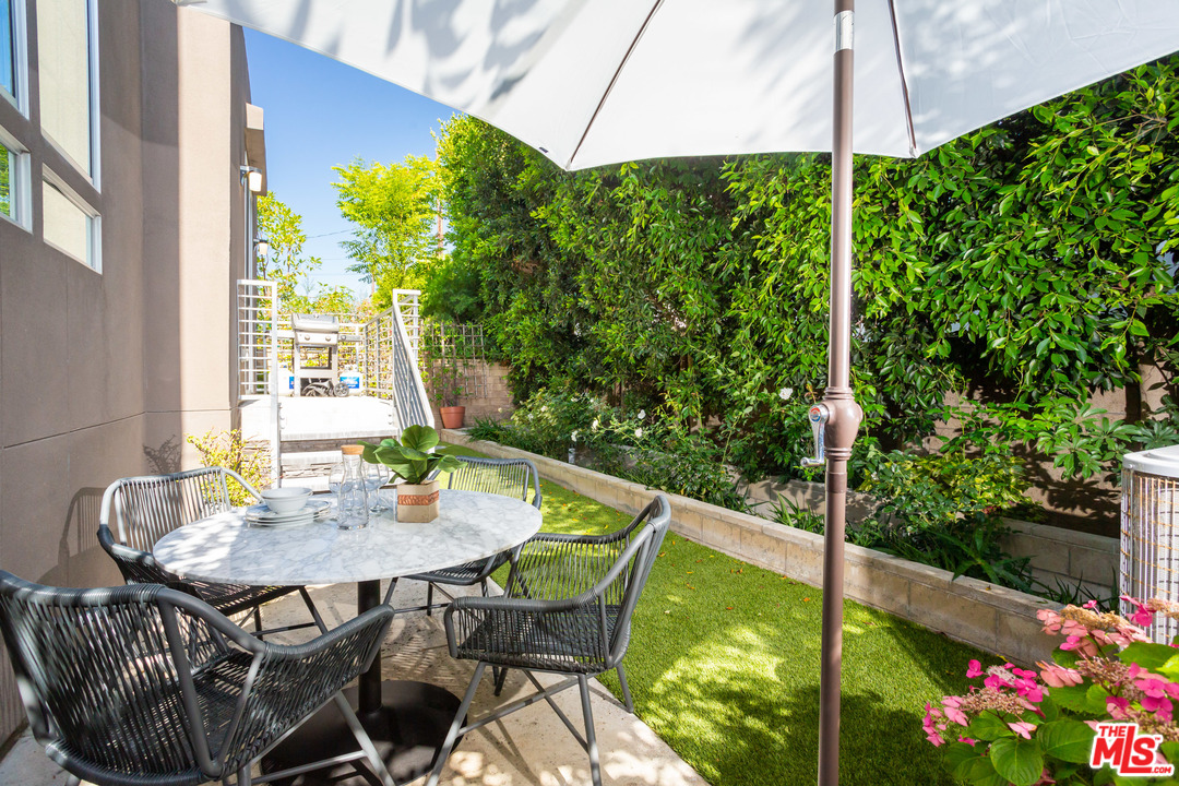 7906 West 83rd Street Playa del Rey, CA 90293 - Photo 15 of 37 Gallery Image 15