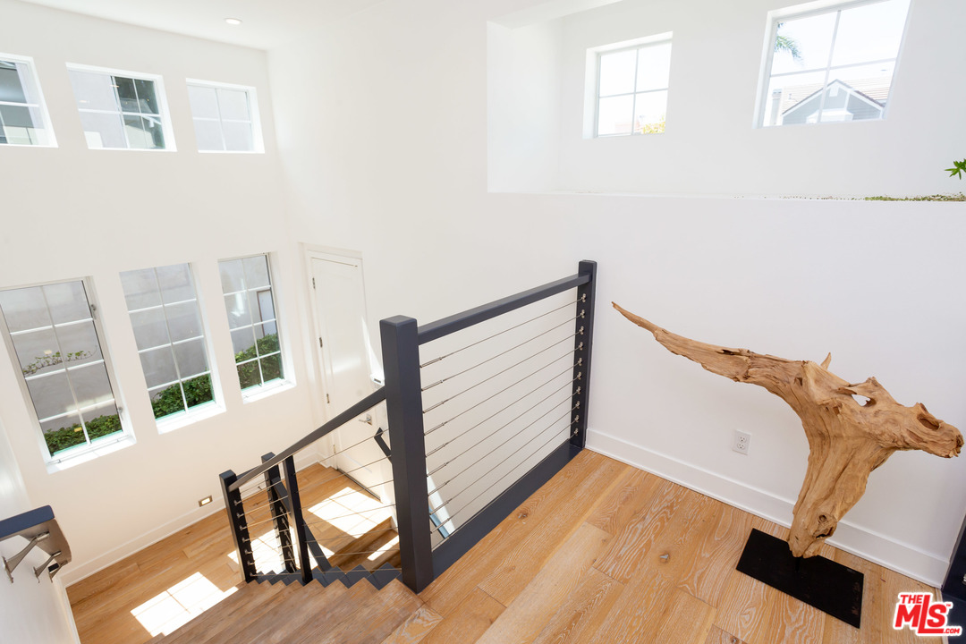 7906 West 83rd Street Playa del Rey, CA 90293 - Photo 32 of 37 Gallery Image 32