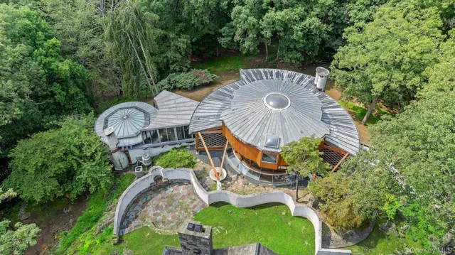 an aerial view of multiple house