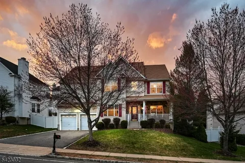 $775,000 | 654 Skyline Drive, Lake Hopatcong, NJ 07849