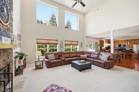 $775,000 | 654 Skyline Drive, Lake Hopatcong, NJ 07849