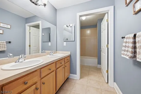 $775,000 | 654 Skyline Drive, Lake Hopatcong, NJ 07849