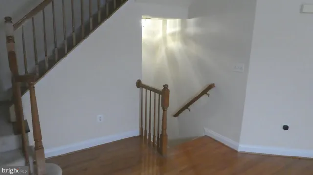 $589,000 | 16456 Kenneweg Court, Woodbridge, VA 22191