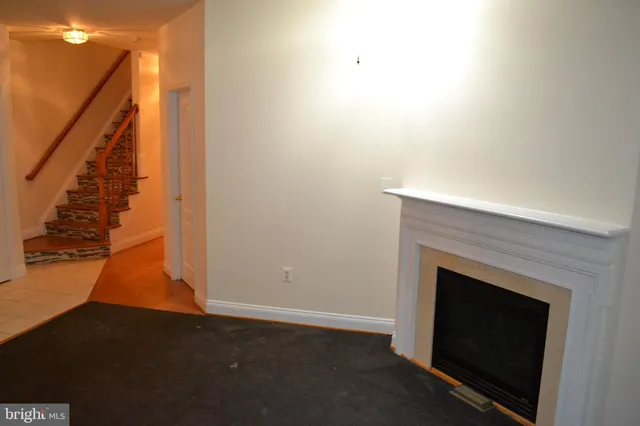 $589,000 | 16456 Kenneweg Court, Woodbridge, VA 22191