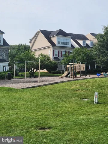 $589,000 | 16456 Kenneweg Court, Woodbridge, VA 22191