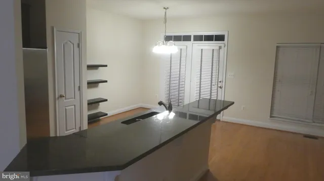 $589,000 | 16456 Kenneweg Court, Woodbridge, VA 22191