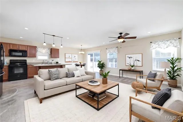 $309,900 | 104 Dornoch Drive, St. Charles, MO 63301