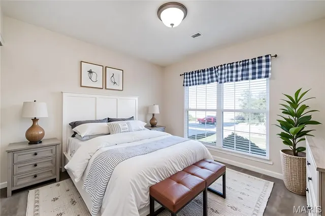 $309,900 | 104 Dornoch Drive, St. Charles, MO 63301