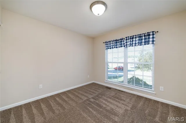 $309,900 | 104 Dornoch Drive, St. Charles, MO 63301